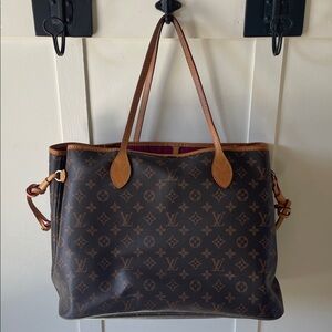 listing-status-banner